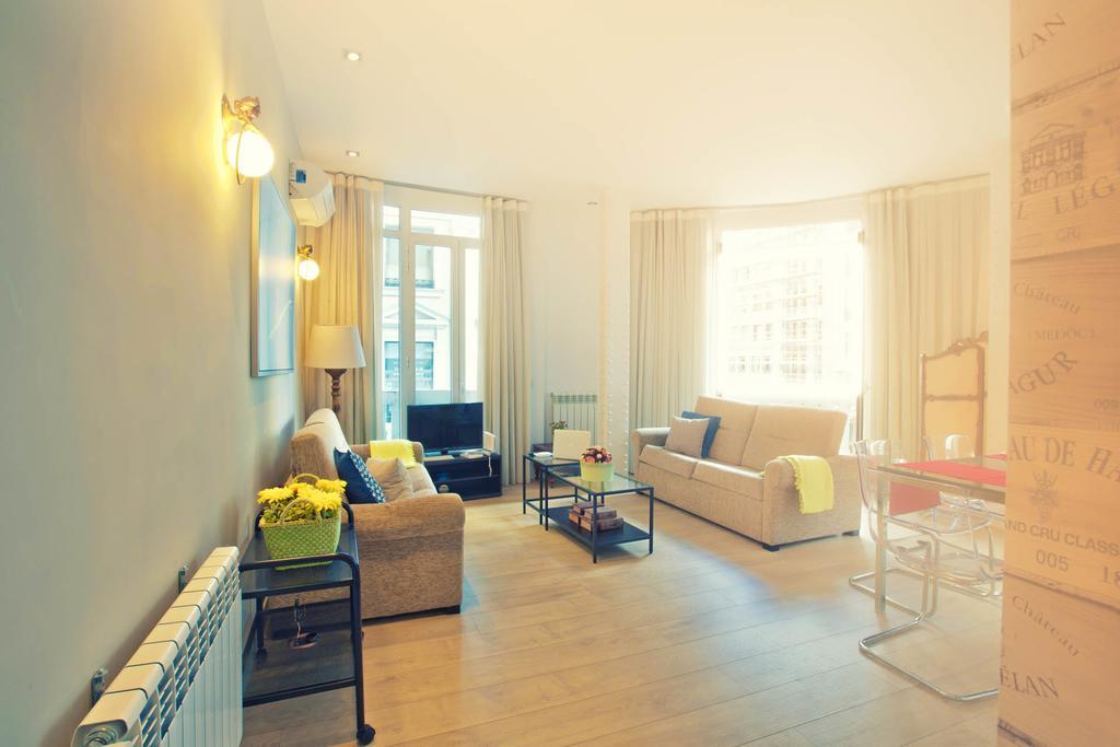 Smartrental Madrid Gran Via Apartments Eksteriør billede