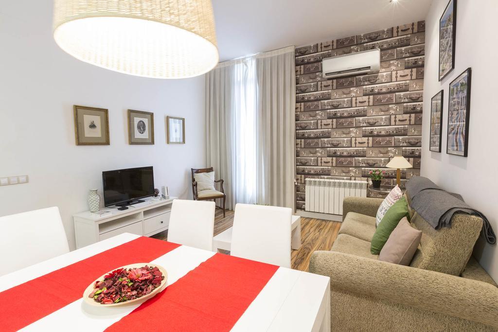 Smartrental Madrid Gran Via Apartments Eksteriør billede